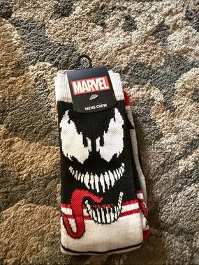 Marvel Venom Graphic Crew Socks - Black White Red
